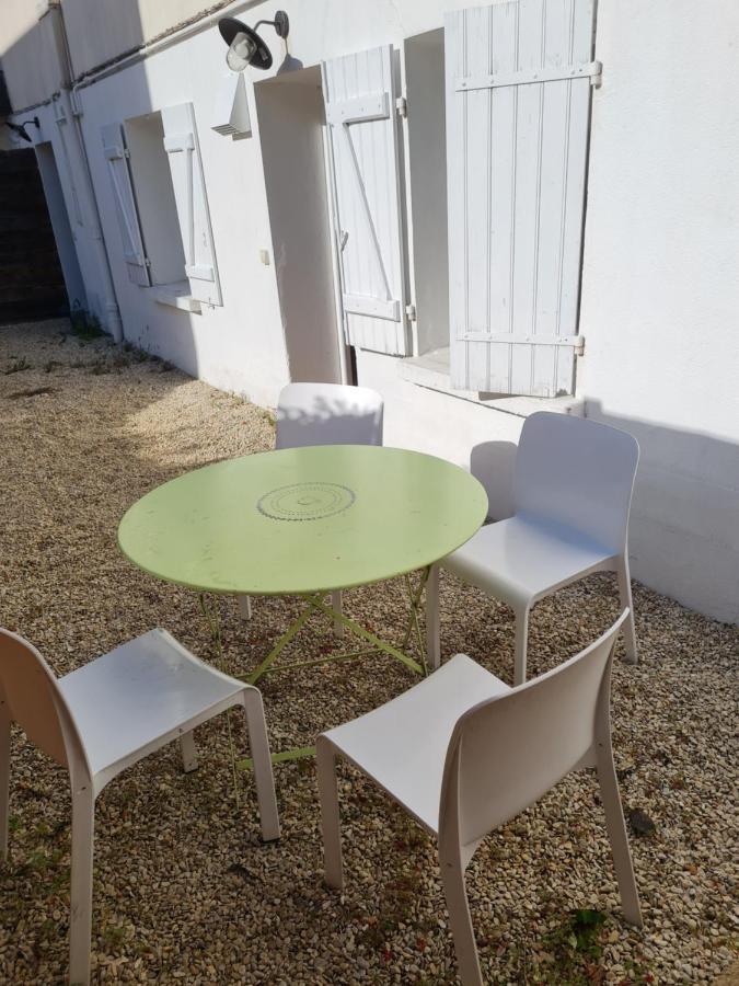 Appartement Calme Et Pratique. Tours Exterior foto